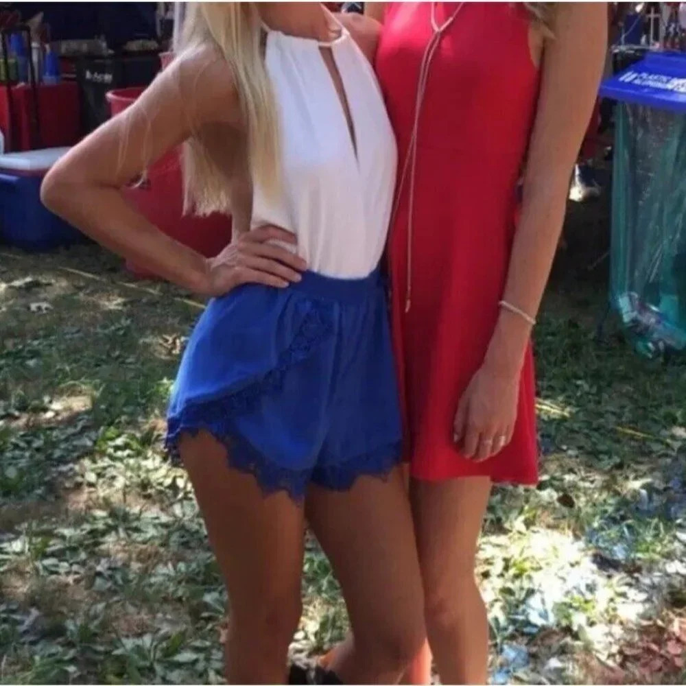 Tobi Women's Crochet Lace High Rise Bohemian Shorts Blue Size‎ XS